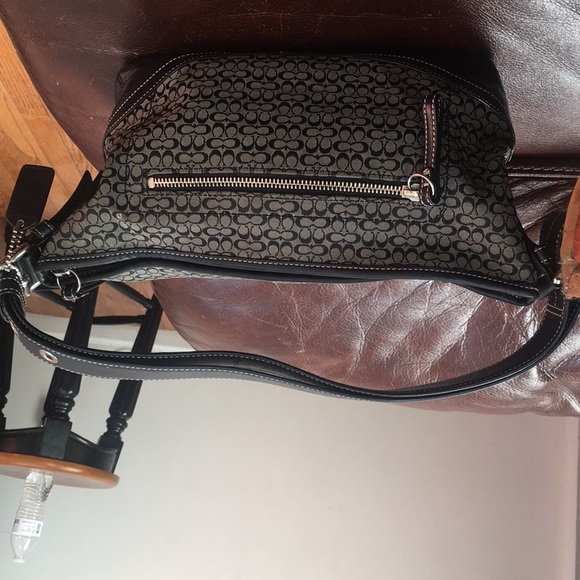 Coach purse - Picture 2 of 8